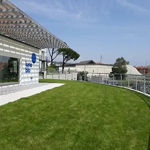 Herberg Luna Blu, La Spezia