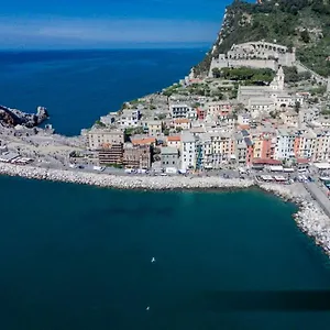 Gasthuis Baby, La Spezia